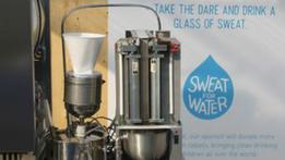 Sweat Machine, mesin yang dapat mengubah keringat menjadi air minum ini diklaim lebih bersih dari air keran. Sumber: detik.com