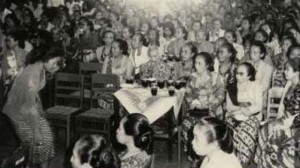Kongres Perempuan Indonesia pada 22 Desember 1928 (sumber : uniqpost.com)